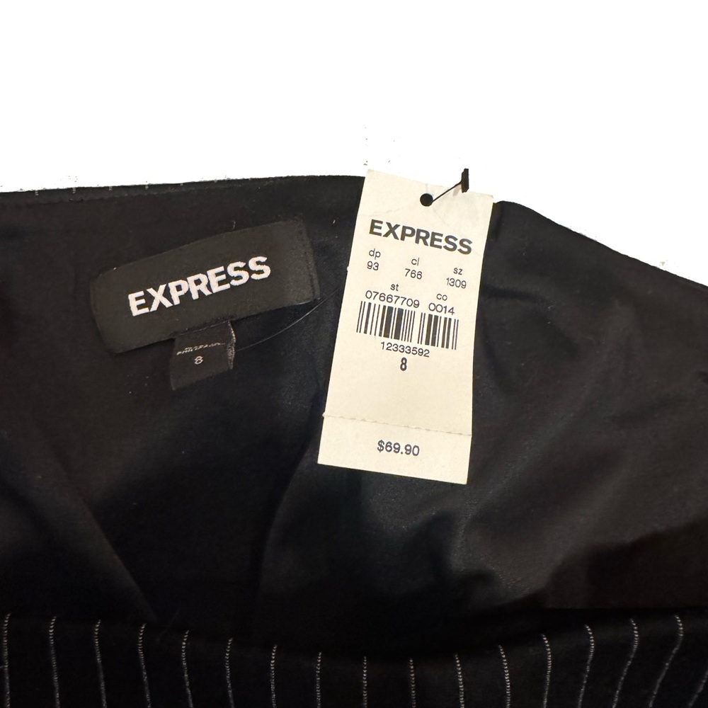NWT Express Pin Stripe Pencil Skirt - Picture 4 of 5